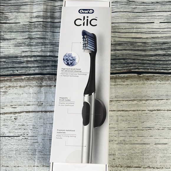 (3) ORAL-B Clic Manual Toothbrush Silver& Black plus replacement & magnet holder - Picture 3 of 6